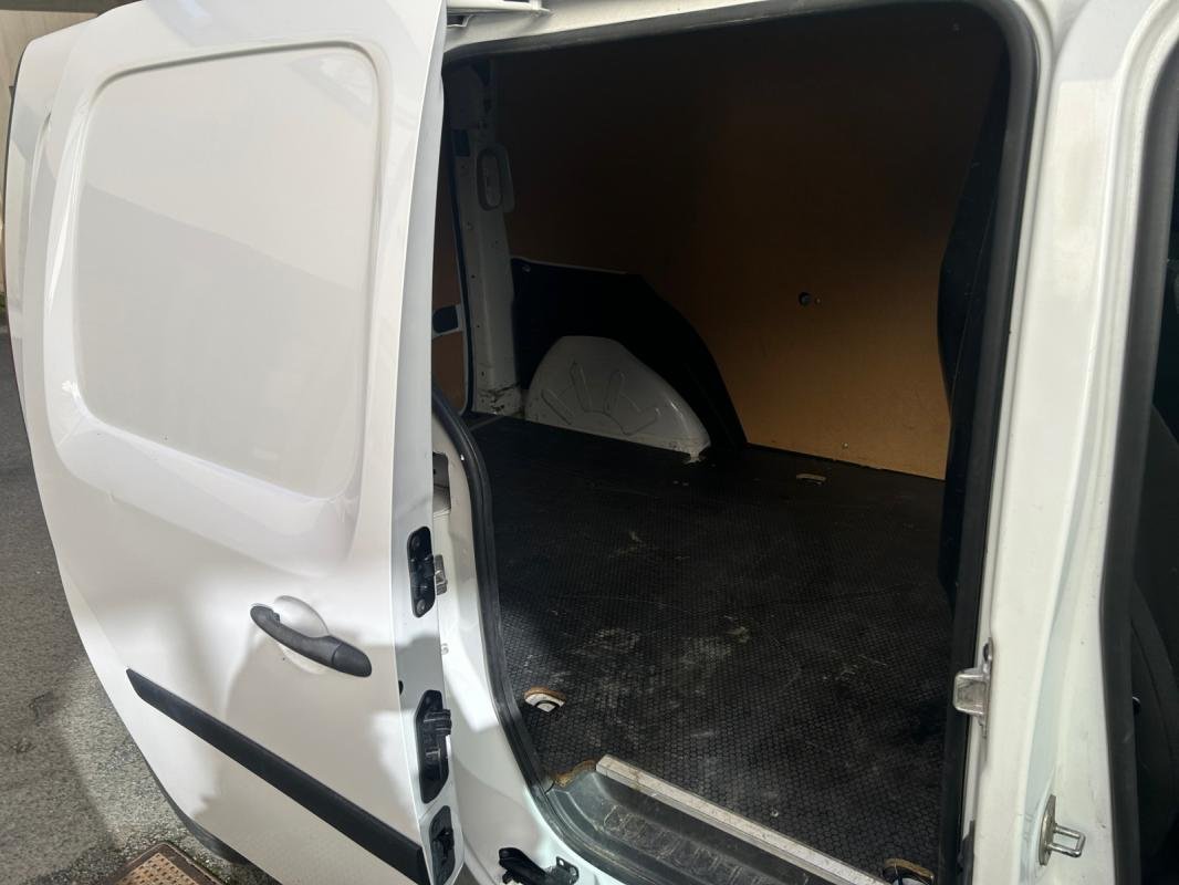 Renault Kangoo Express - Photo 14