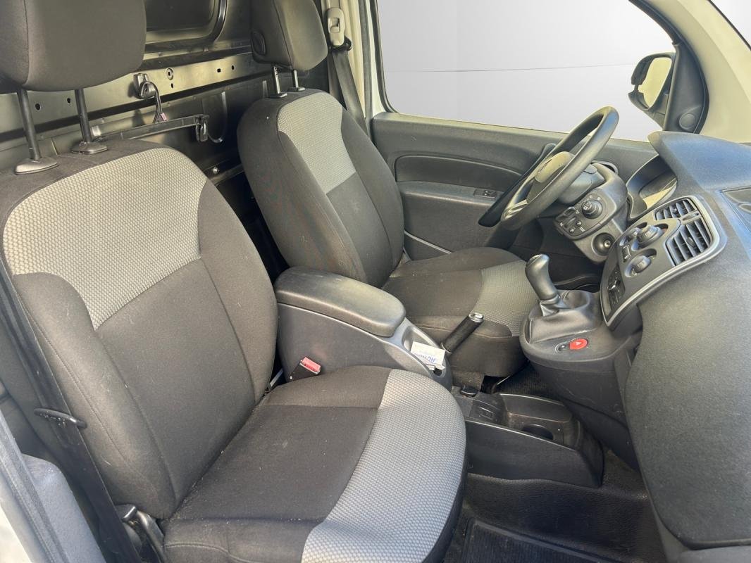 Renault Kangoo Express - Photo 16