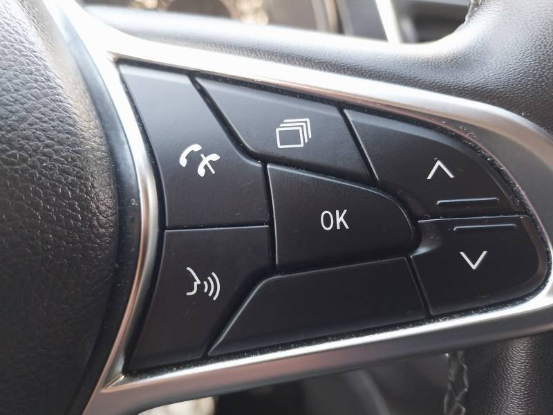 Nissan NV300 - Photo 19