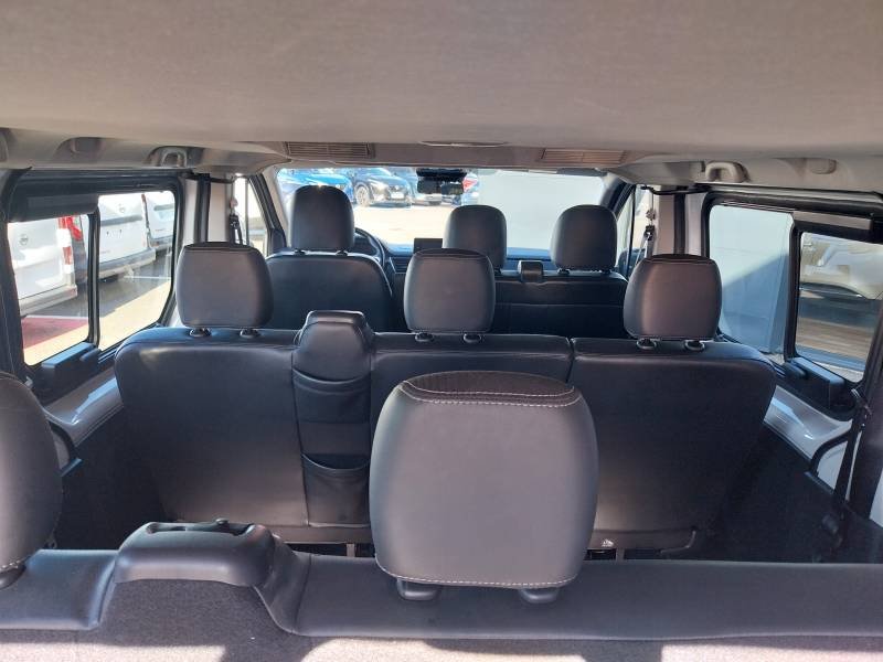 Nissan NV300 - Photo 10