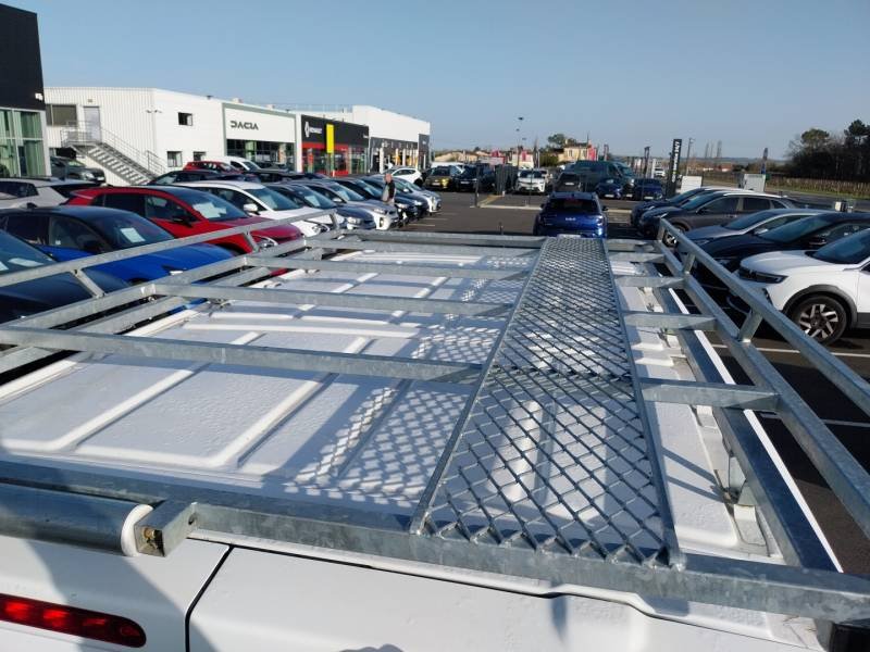 Opel Vivaro - Photo 15