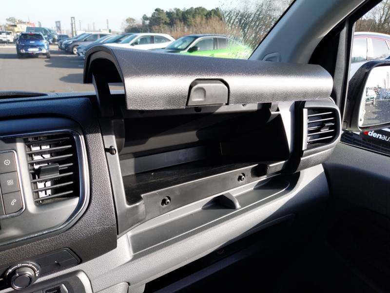 Opel Vivaro - Photo 28