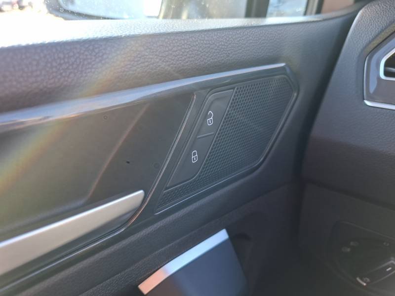Volkswagen Tiguan - Photo 22