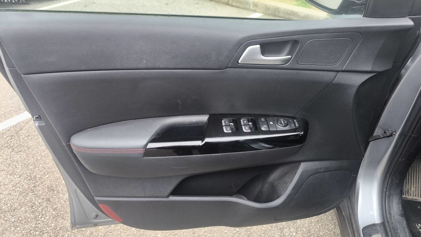 Kia Sportage - Photo 7