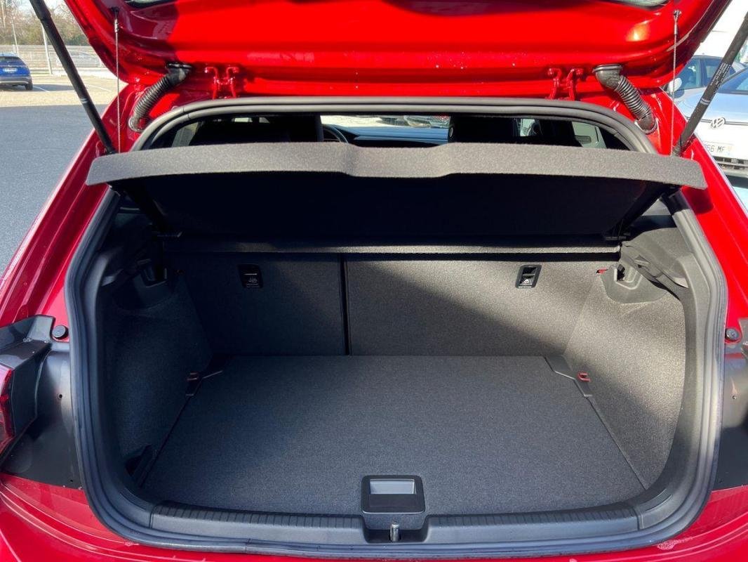 Volkswagen Polo - Photo 17