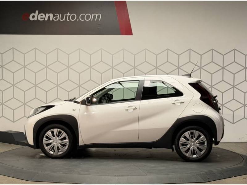 Toyota aygo x - Photo 8