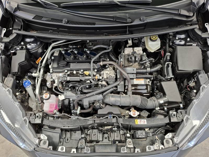 Toyota Yaris - Photo 8