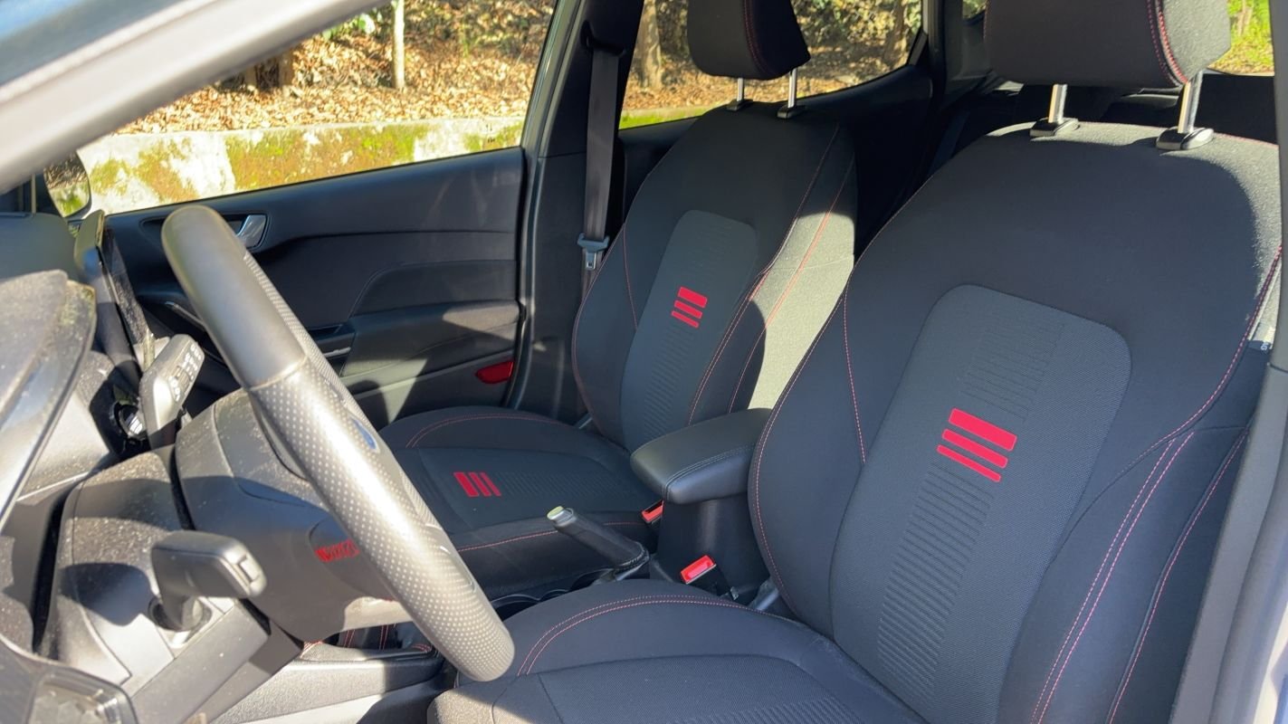 Ford Fiesta - Photo 27