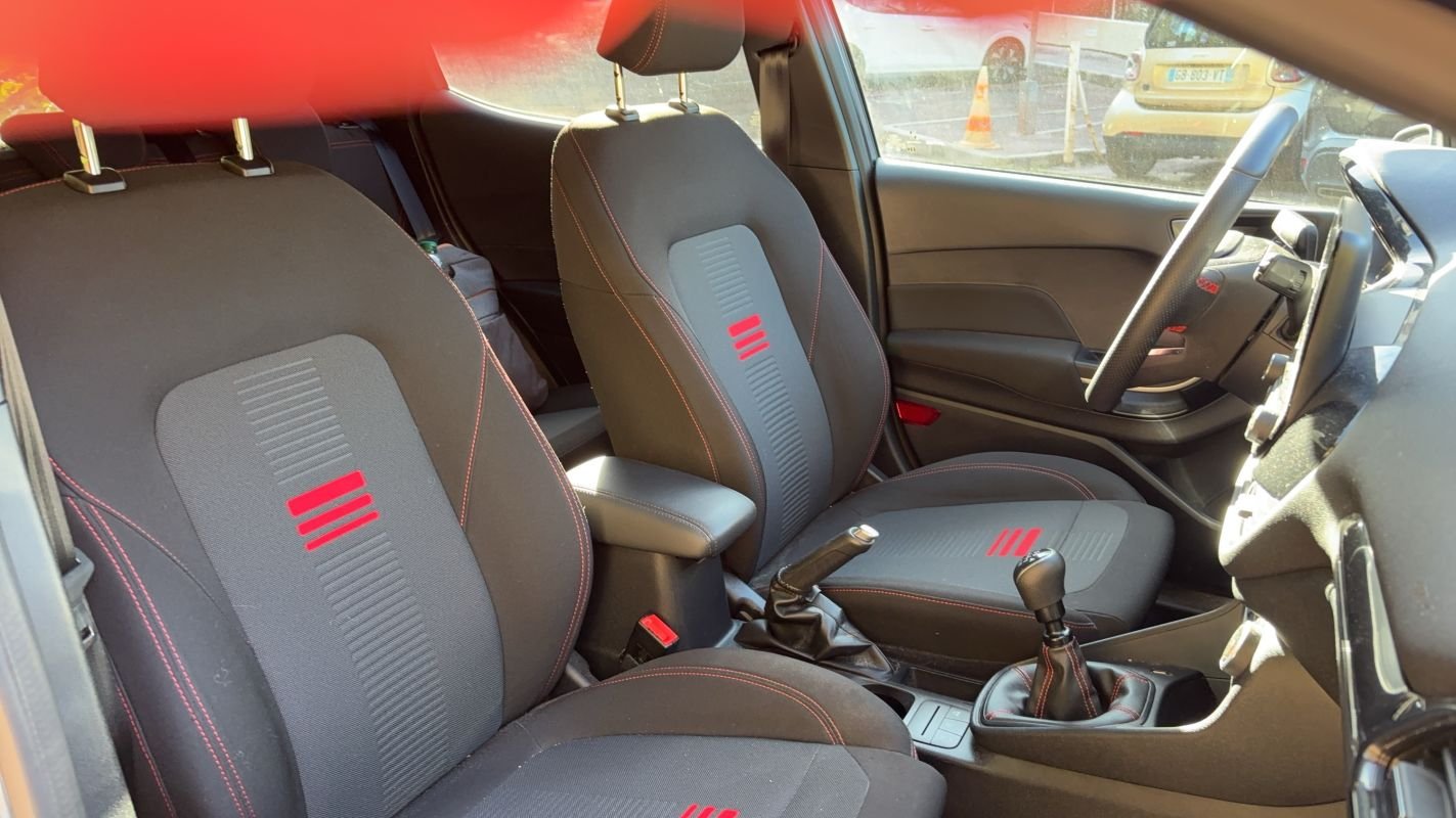 Ford Fiesta - Photo 28