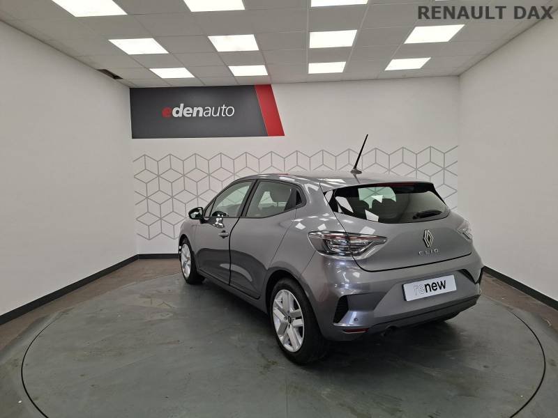 Renault Clio - Photo 24