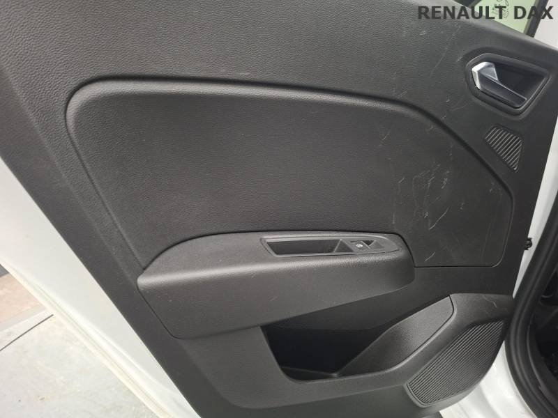 Renault Clio - Photo 16