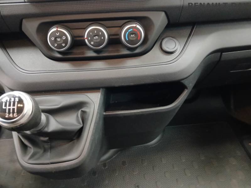 Renault Trafic - Photo 32