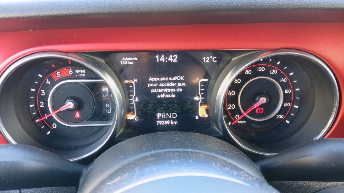 Jeep Wrangler - Photo 12