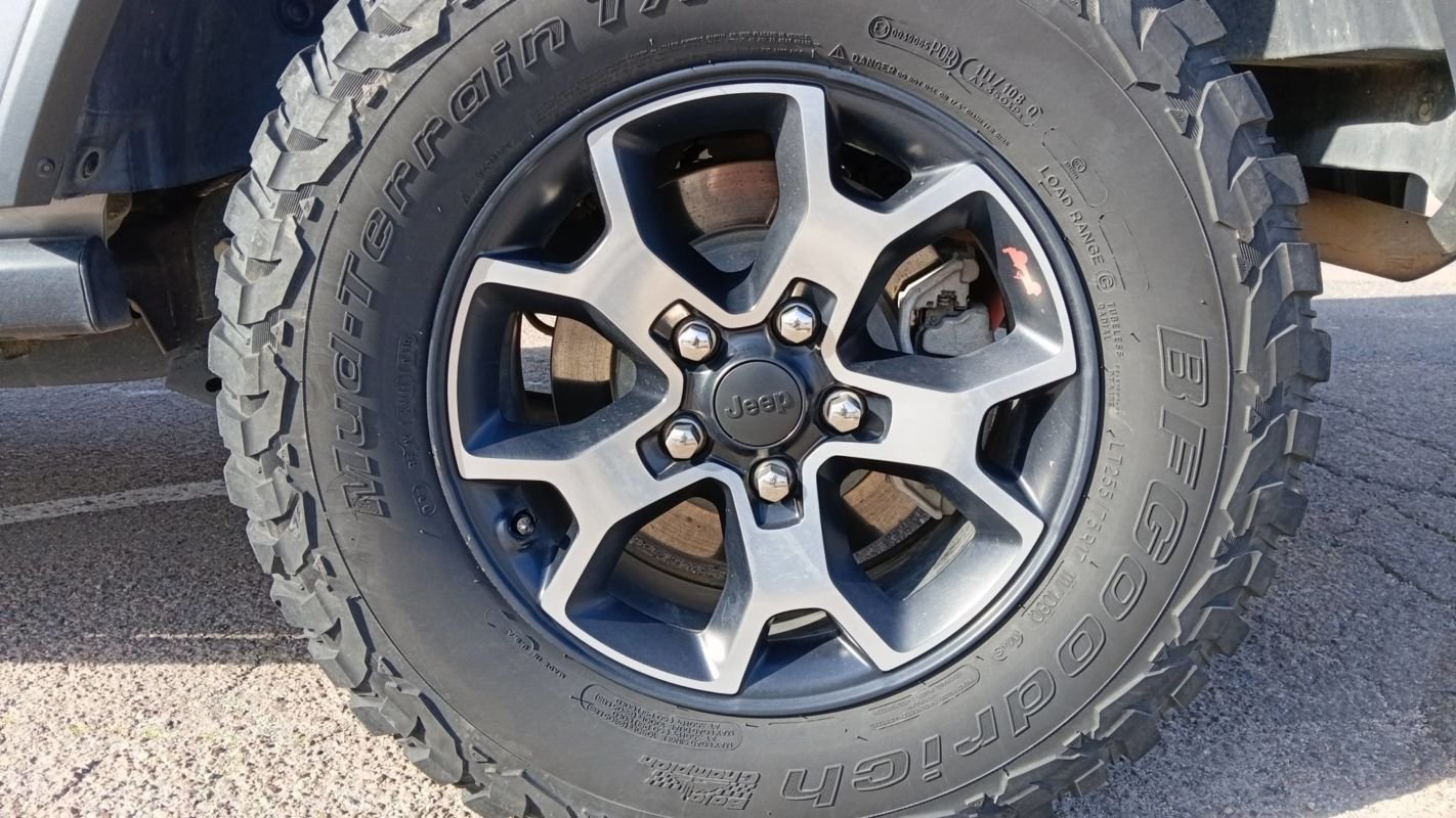 Jeep Wrangler - Photo 19