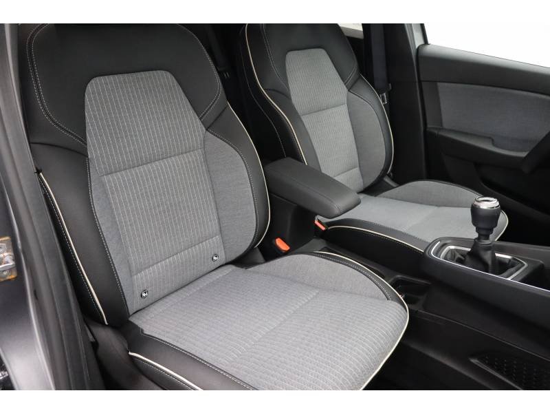 Renault Clio - Photo 18
