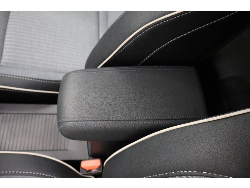 Renault Clio - Photo 27