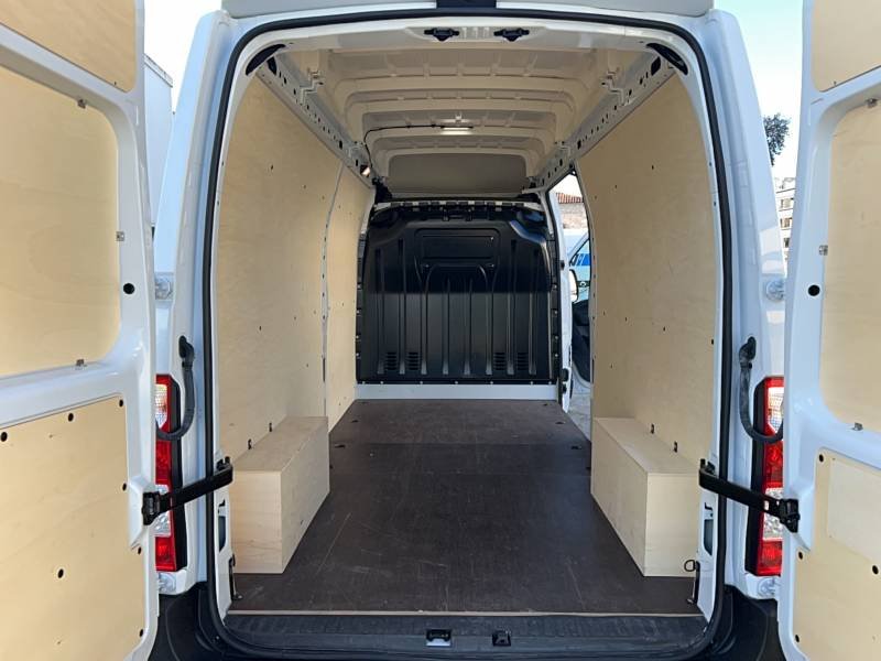 Renault Master - Photo 18