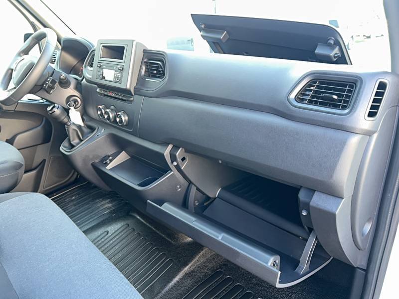 Renault Master - Photo 14