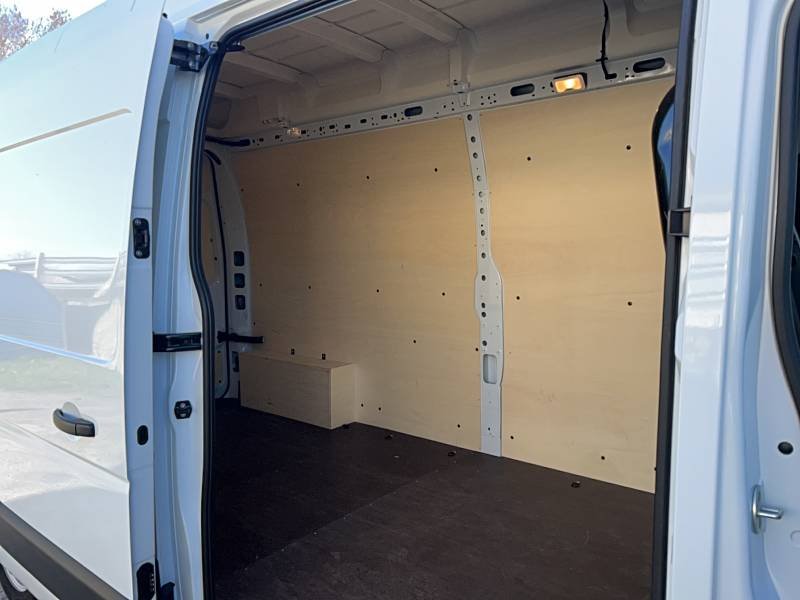Renault Master - Photo 18