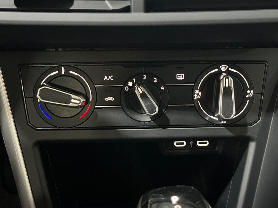 Volkswagen Polo - Photo 19