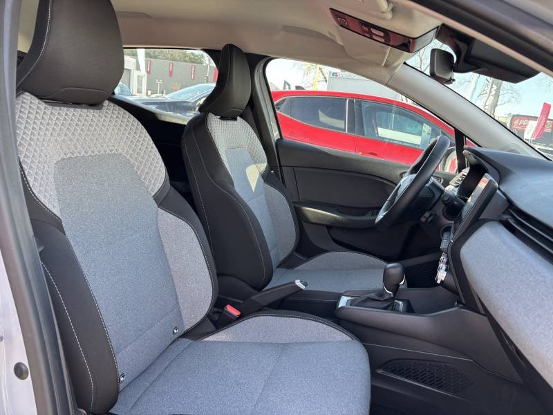 Renault Clio - Photo 13