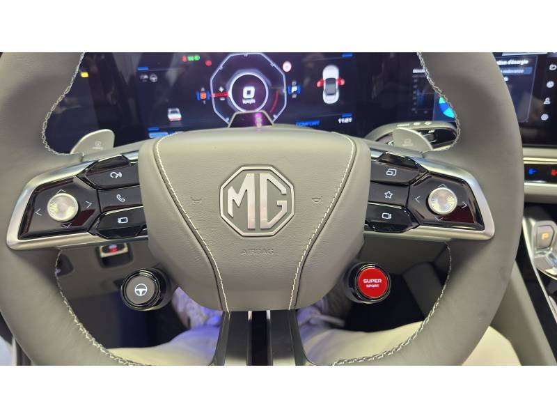 MG cyberster - Photo 33