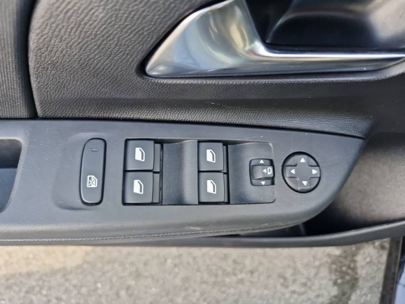 Opel Corsa - Photo 25
