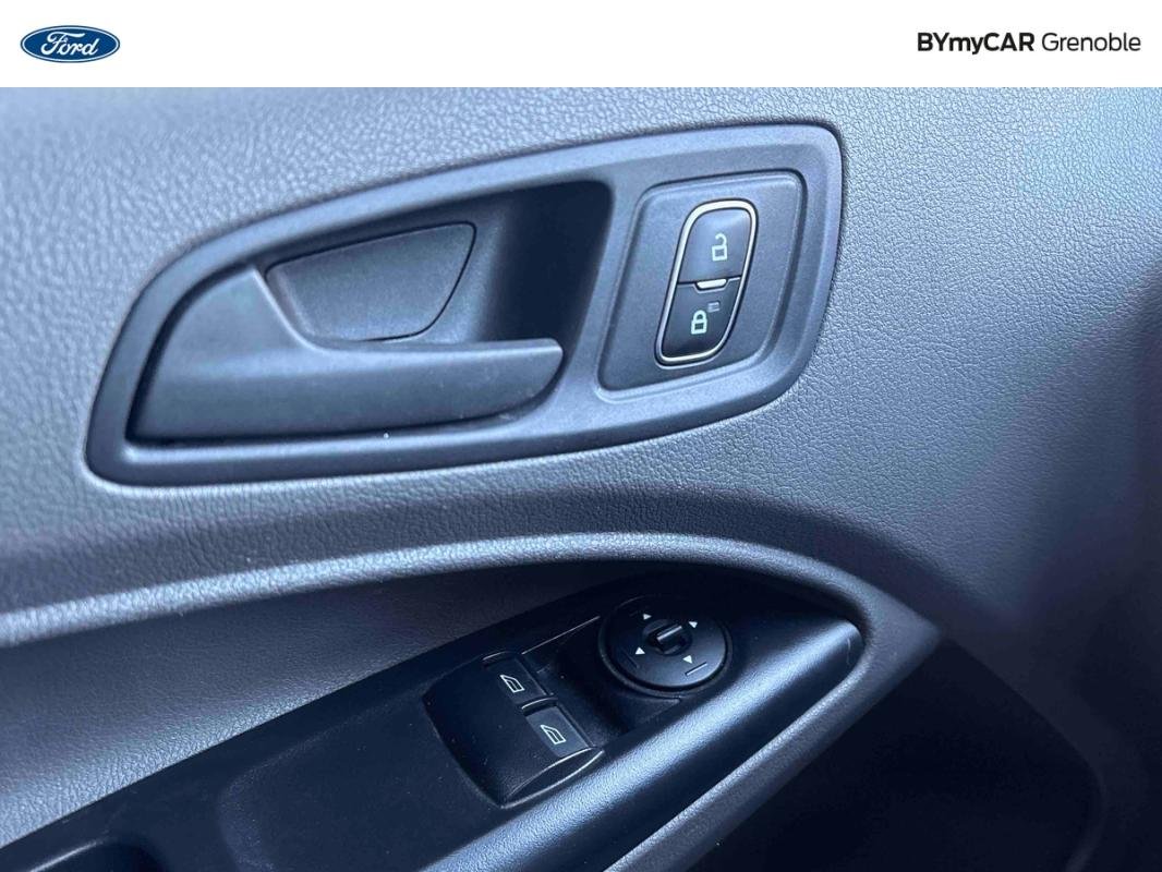 Ford Transit Connect - Photo 19