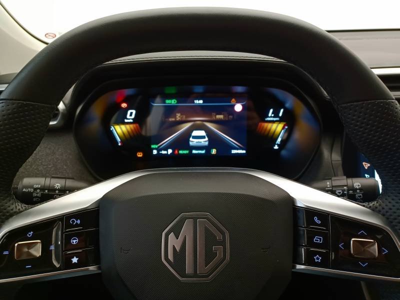 MG ZS - Photo 21