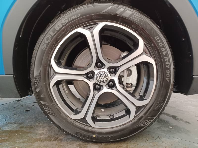 MG ZS - Photo 10