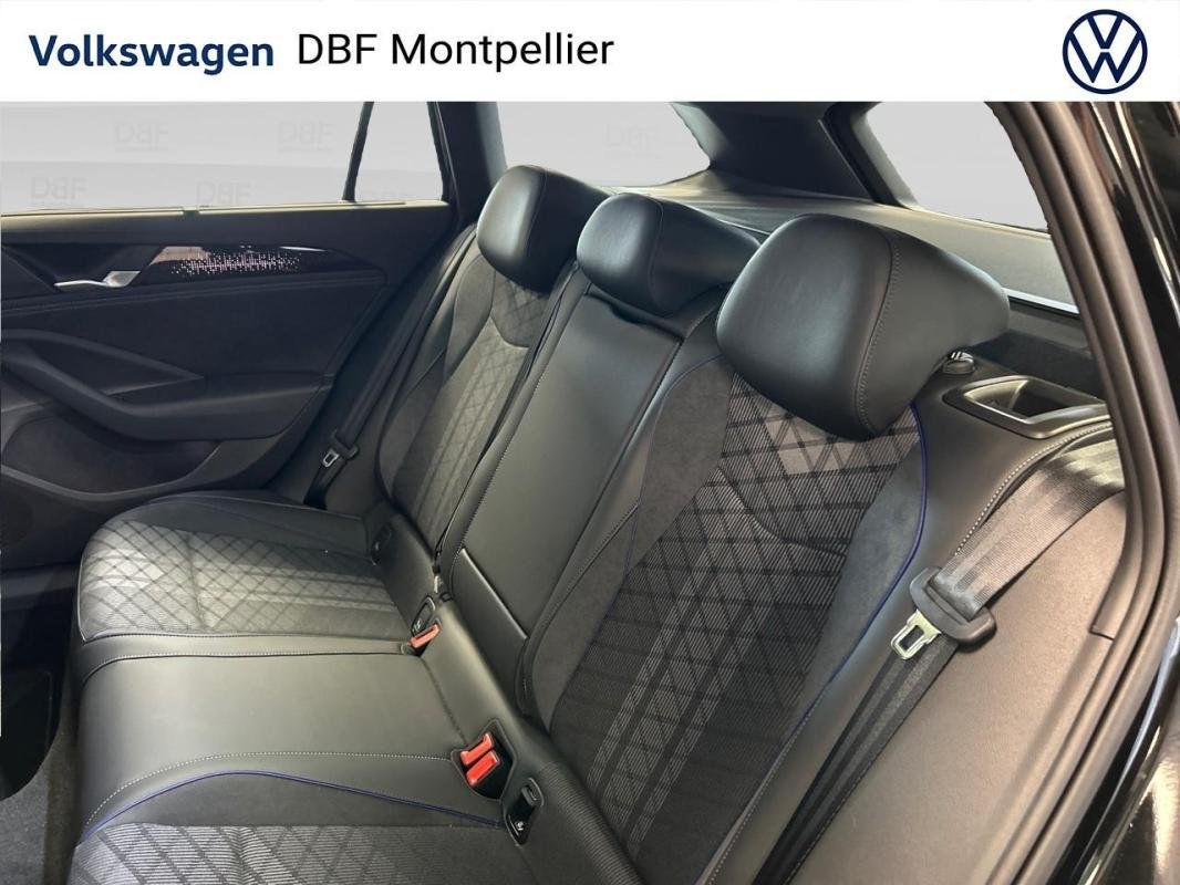 Volkswagen Passat - Photo 11