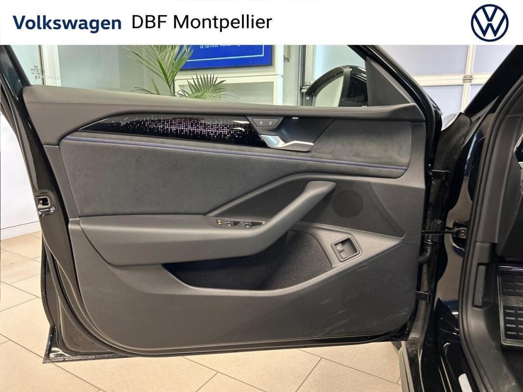 Volkswagen Passat - Photo 27