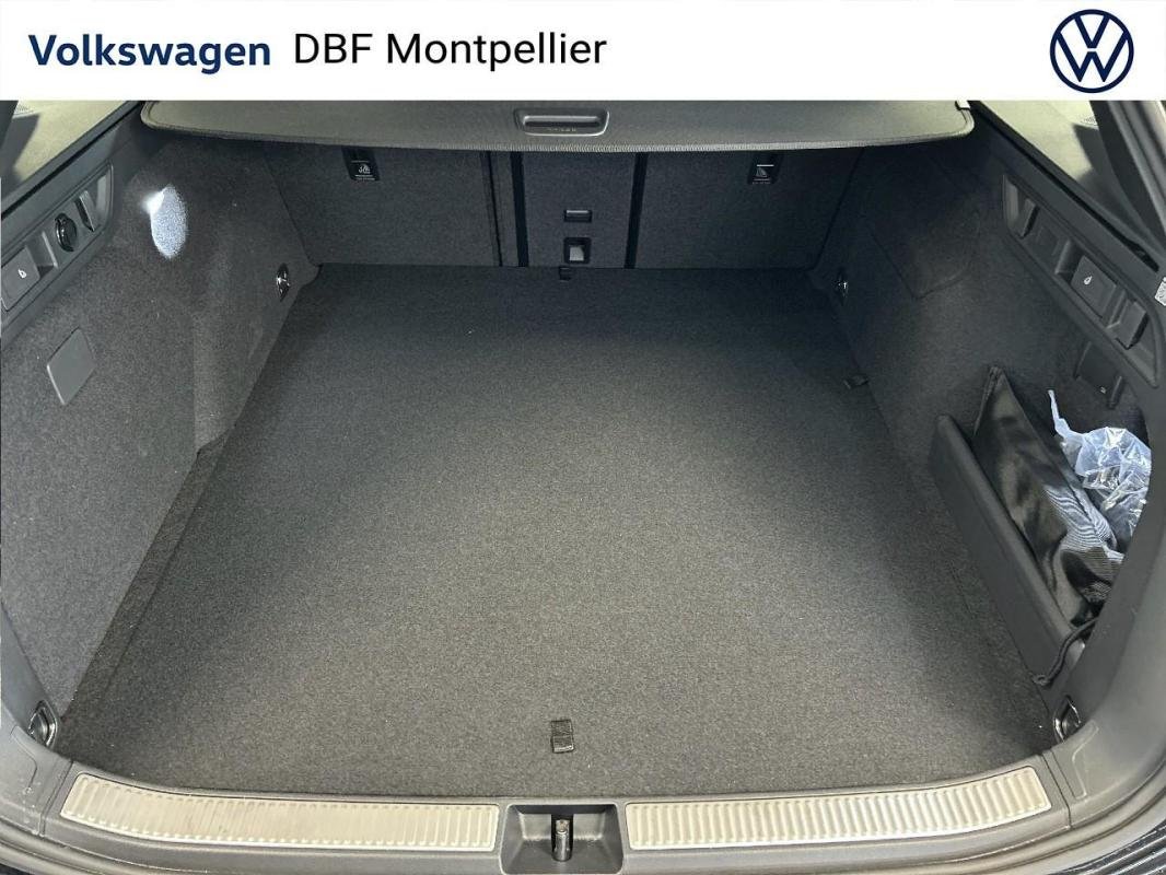 Volkswagen Passat - Photo 30
