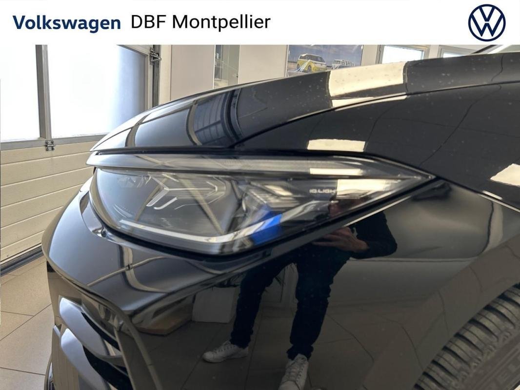Volkswagen Passat - Photo 34