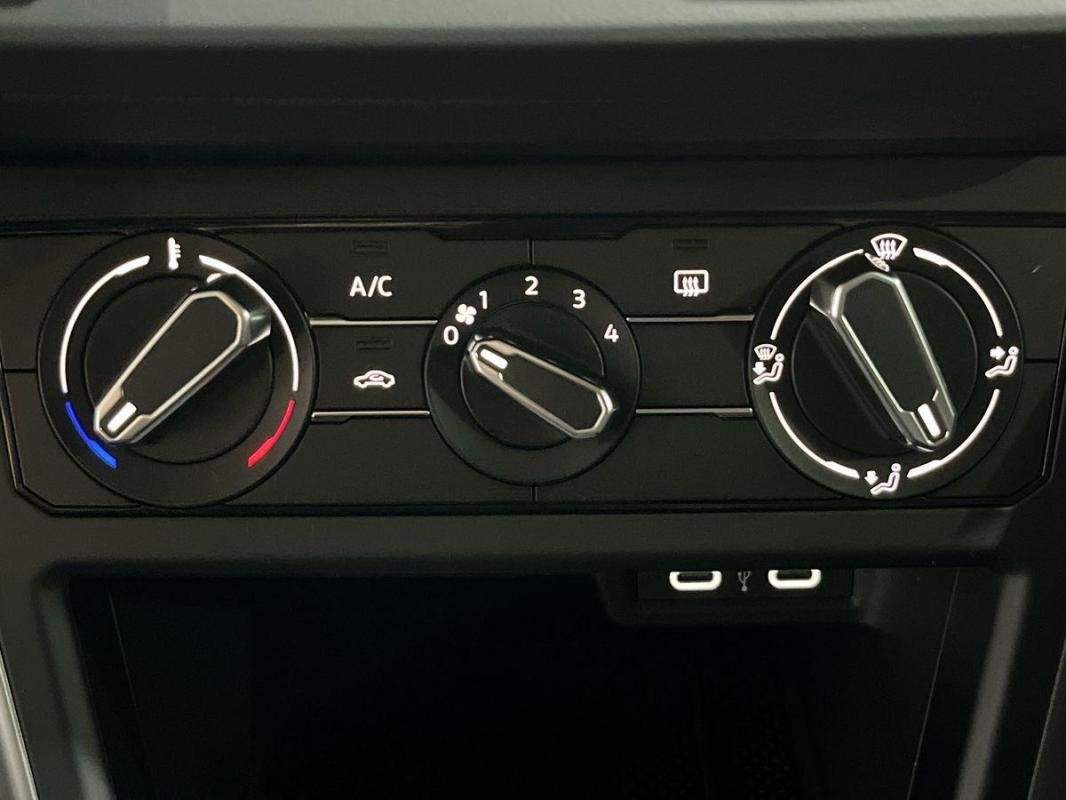 Volkswagen Polo - Photo 19