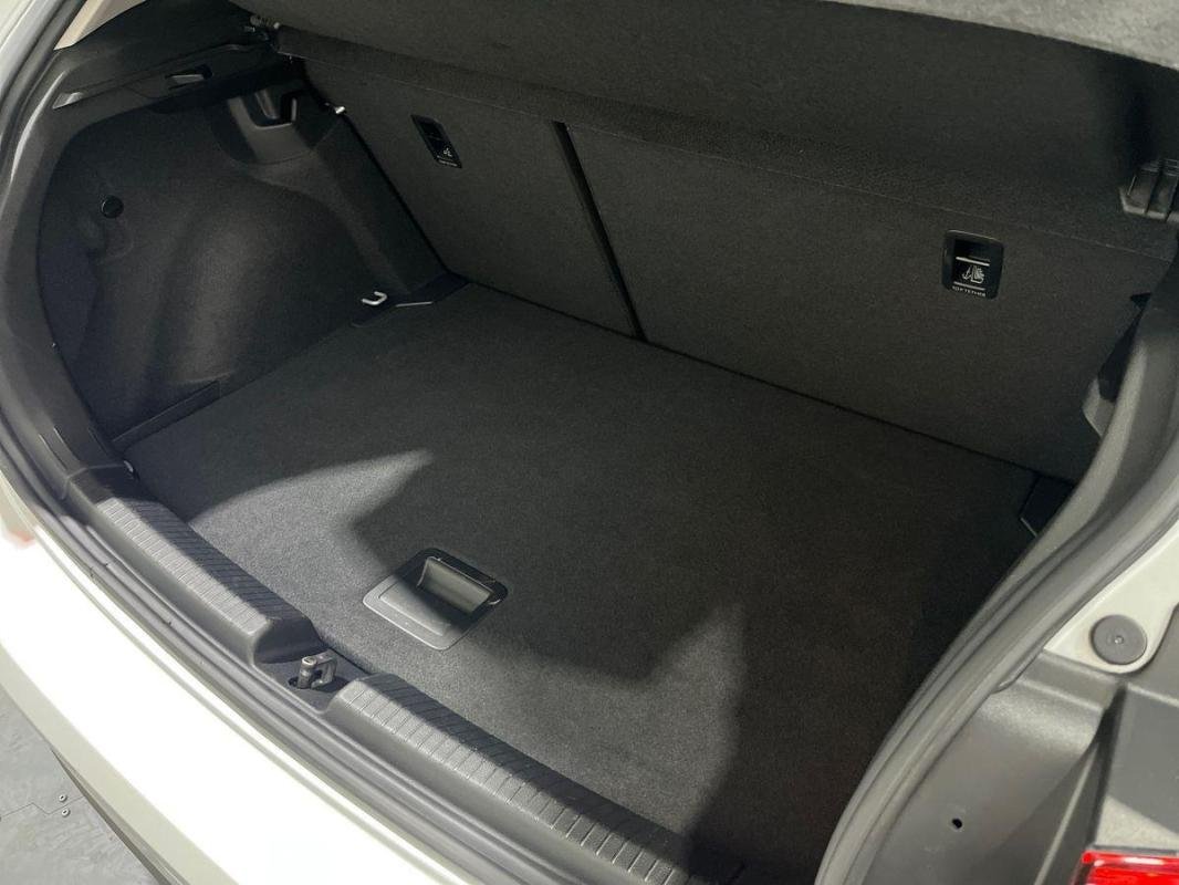 Volkswagen Polo - Photo 32