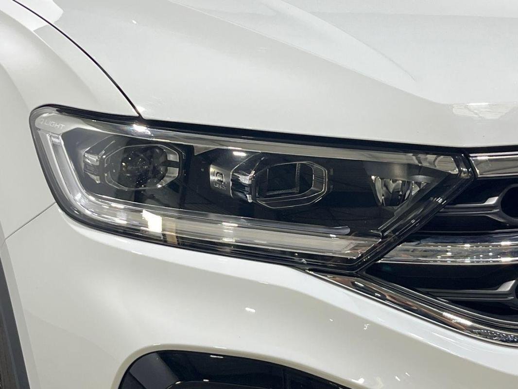 Volkswagen T-Roc - Photo 25