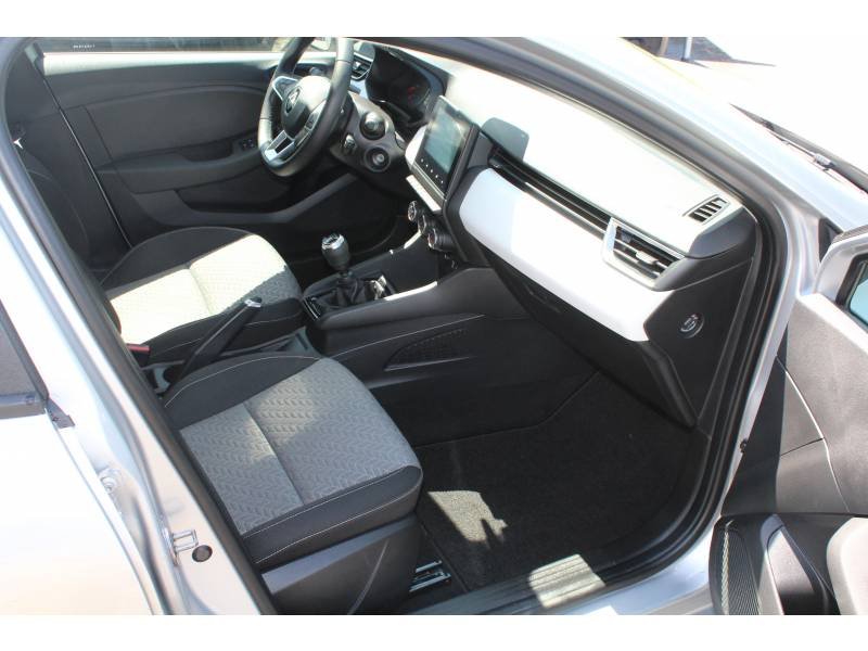 Renault Clio - Photo 18