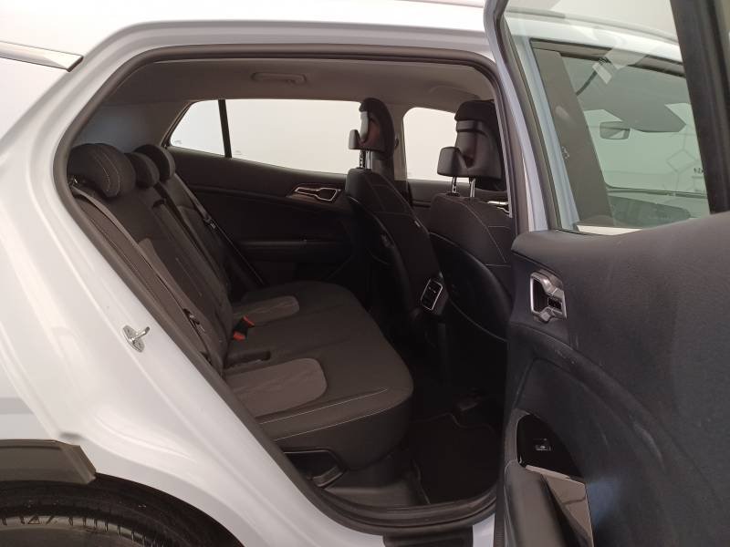 Kia Sportage - Photo 14
