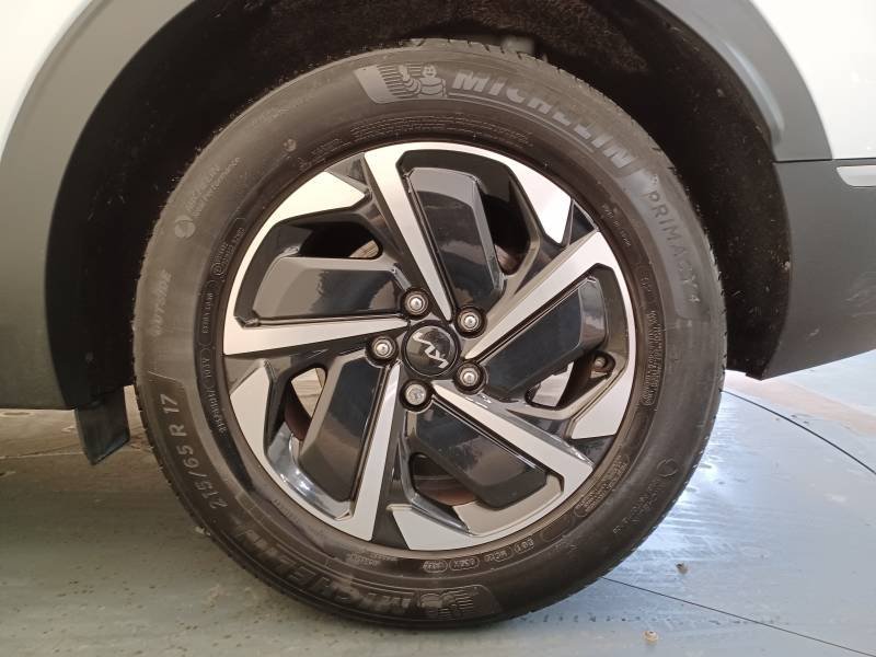 Kia Sportage - Photo 8
