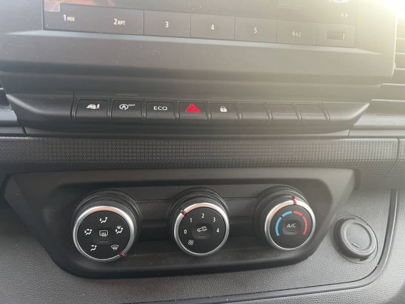 Renault Trafic - Photo 34