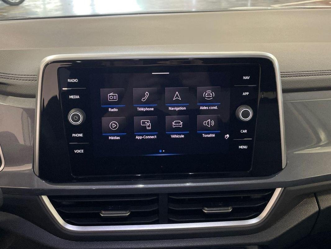 Volkswagen T-Roc - Photo 16