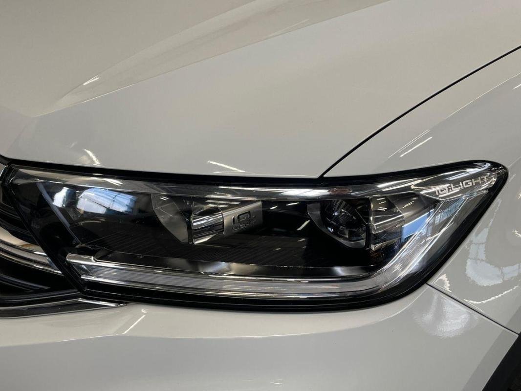Volkswagen T-Roc - Photo 26