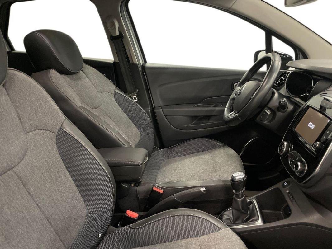 Renault Captur - Photo 13