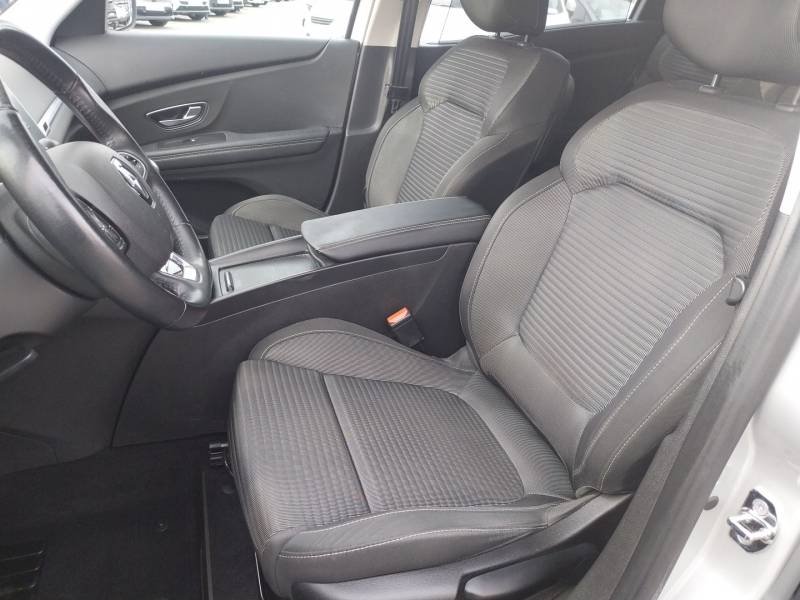 Renault Scénic - Photo 10
