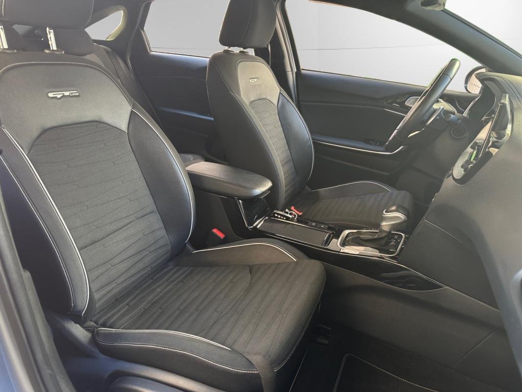 Kia ProCeed - Photo 18