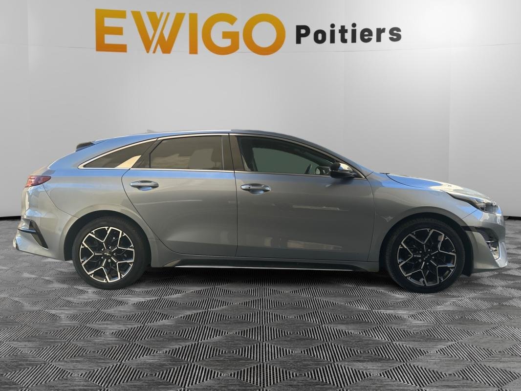 Kia ProCeed - Photo 8