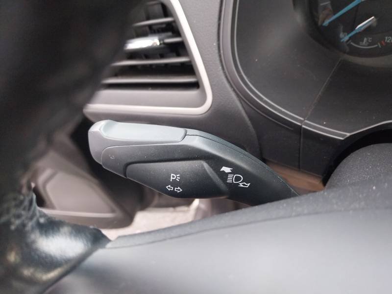 Ford S-Max - Photo 28
