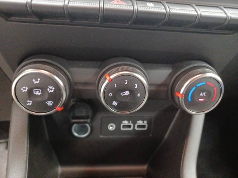 Renault Clio - Photo 18