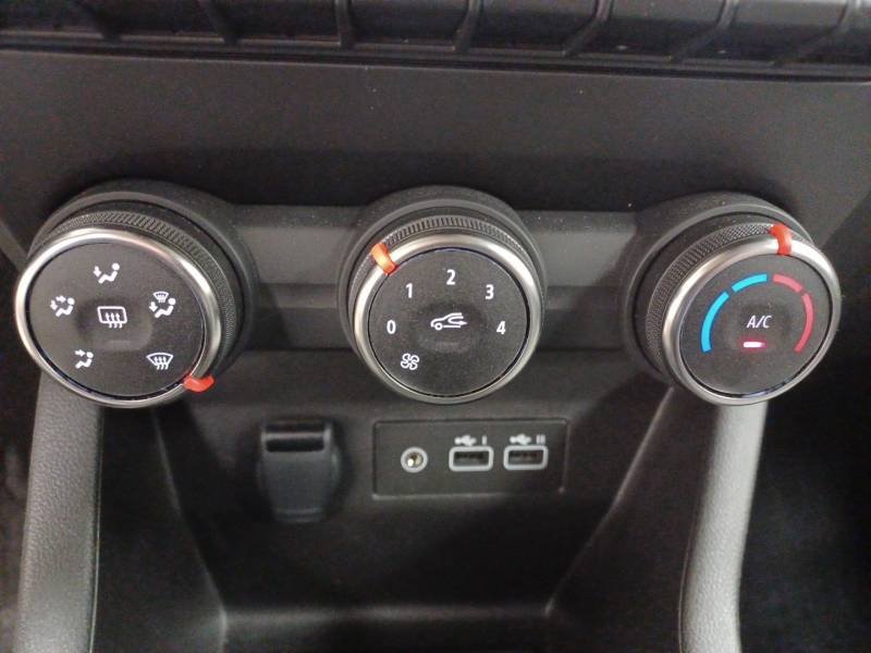 Renault Clio - Photo 18